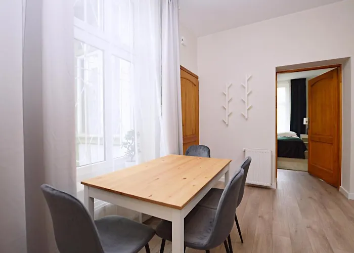 Elegancki Apartament 3City Z Parkingiem W Sopocie Blisko Plazy By Noclegi Renters