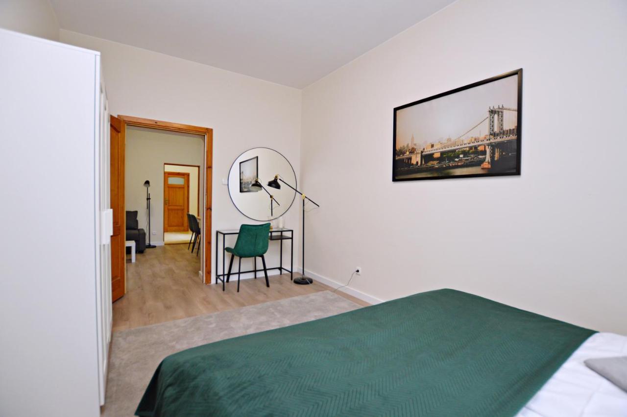 Elegancki Apartament 3City Z Parkingiem W Sopocie Blisko Plazy By Noclegi Renters Apartment